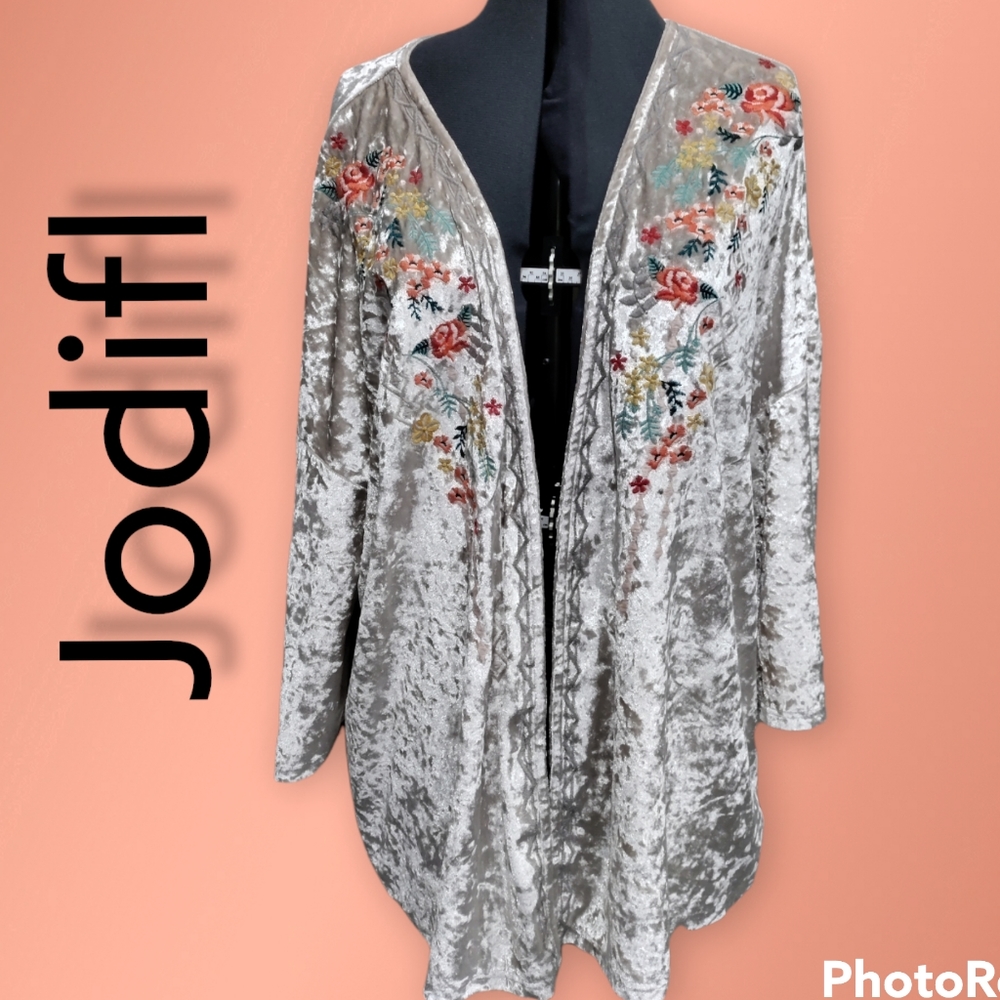 Jodifl champagne velvet open cardigan with floral embroidery size Medium